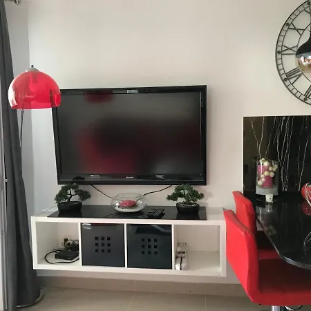 Sandy Eden Superieur Apartment Drancy